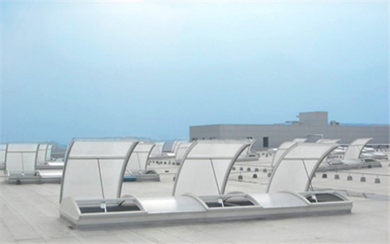 上開式圓拱型電動消防排煙天窗 上開式圓拱型電動消防排煙天窗