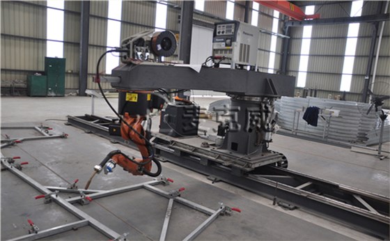 麥克威通風自動焊接機器人 麥克威通風自動焊接機器人