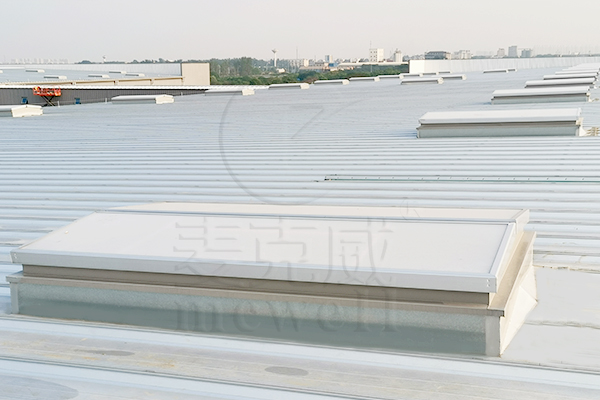 南昌電動排煙通風(fēng)天窗3 南昌電動排煙通風(fēng)天窗3