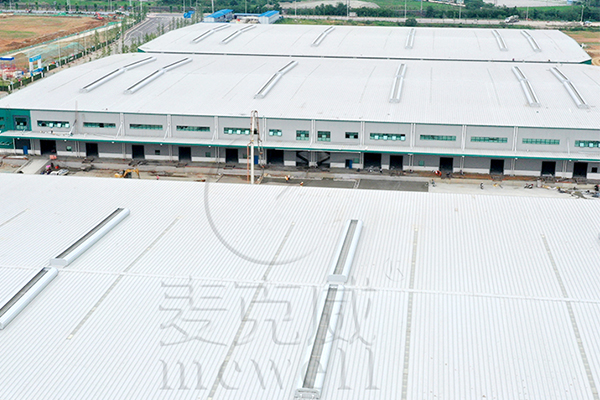 小喉口流線型通風天窗 小喉口流線型通風天窗