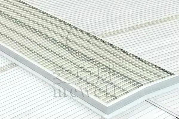 武駿玻璃修屋頂薄型通風天窗 武駿玻璃修屋頂薄型通風天窗