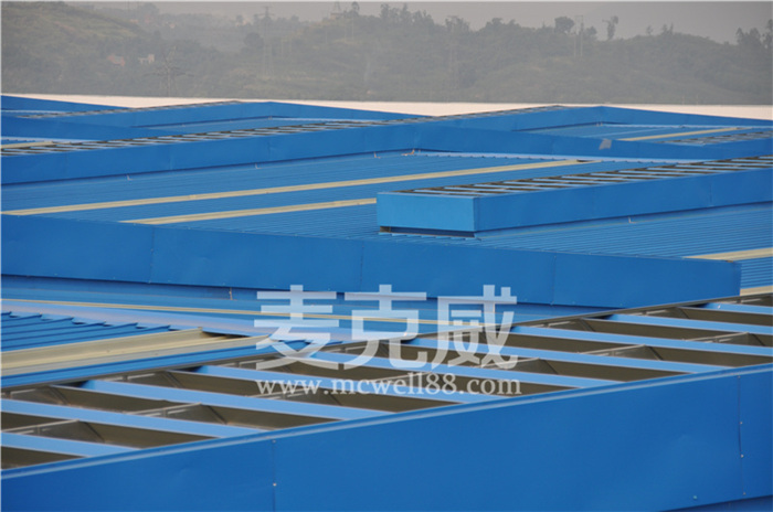 間隔風道式自然通風器 間隔風道式自然通風器